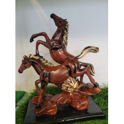 Horse Figurines Furnishing Wood Horse Statue for Bedroom Fireplace Bookshelf