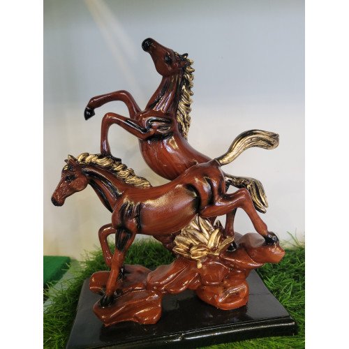 Horse Figurines Furnishing Wood Horse Statue for Bedroom Fireplace Bookshelf